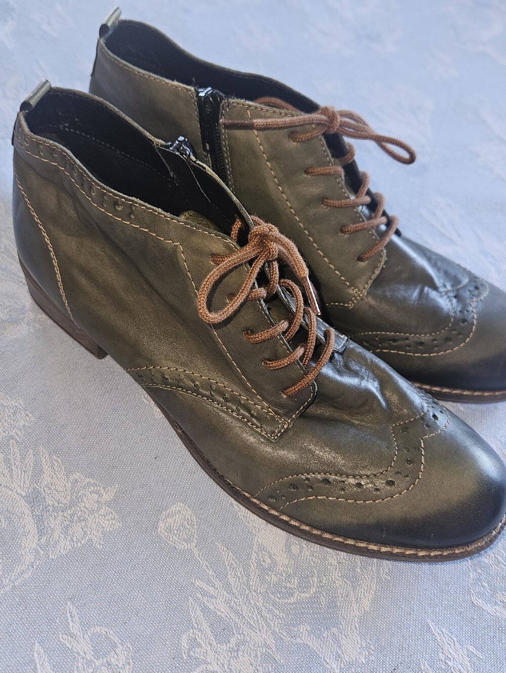 REMONTE OXFORD GREEN ANKLE BOOTS SIZE 42